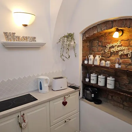 Bastion White Pearl *