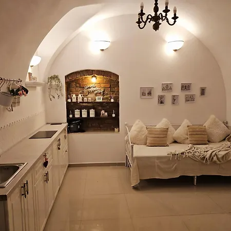 Bastion White Pearl Apartment *