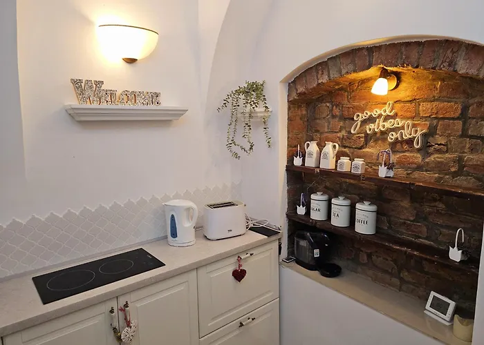 Bastion White Pearl *