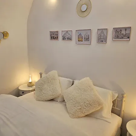 Apartment Bastion White Pearl *